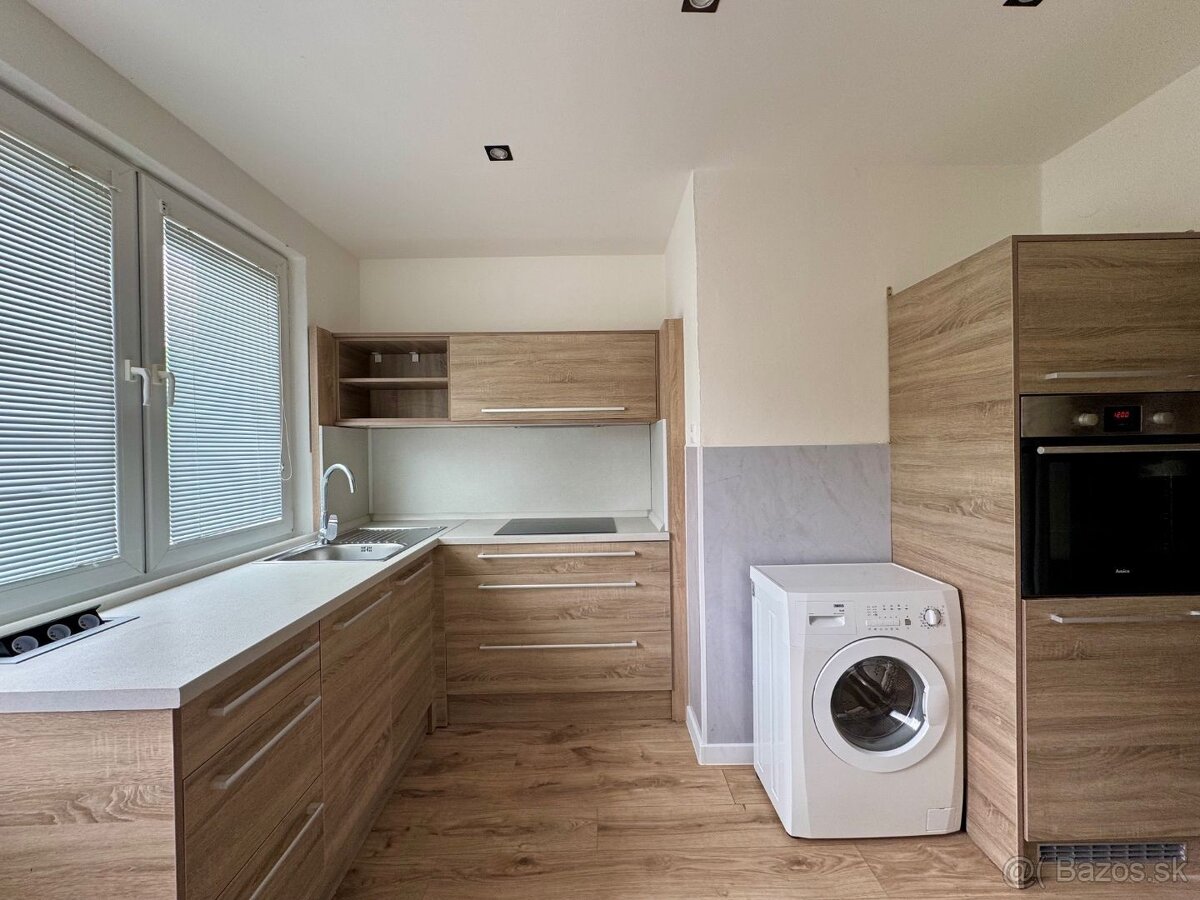 TERASA - NEŠPOROVÁ 2 IZBOVÝ BYT PRI GALÉRII - 6