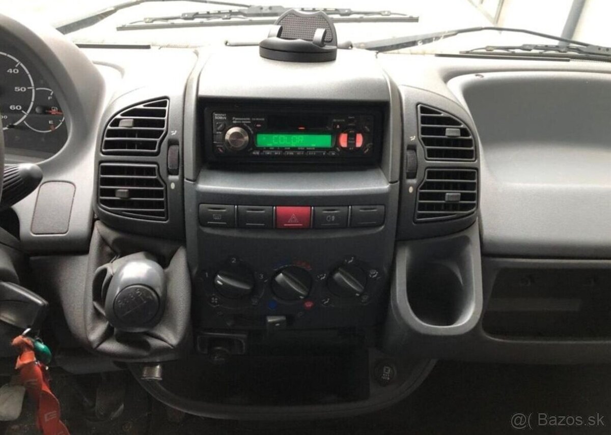 Fiat Ducato 2.0 JTD, 9 míst nafta manuál 62 kw - 6