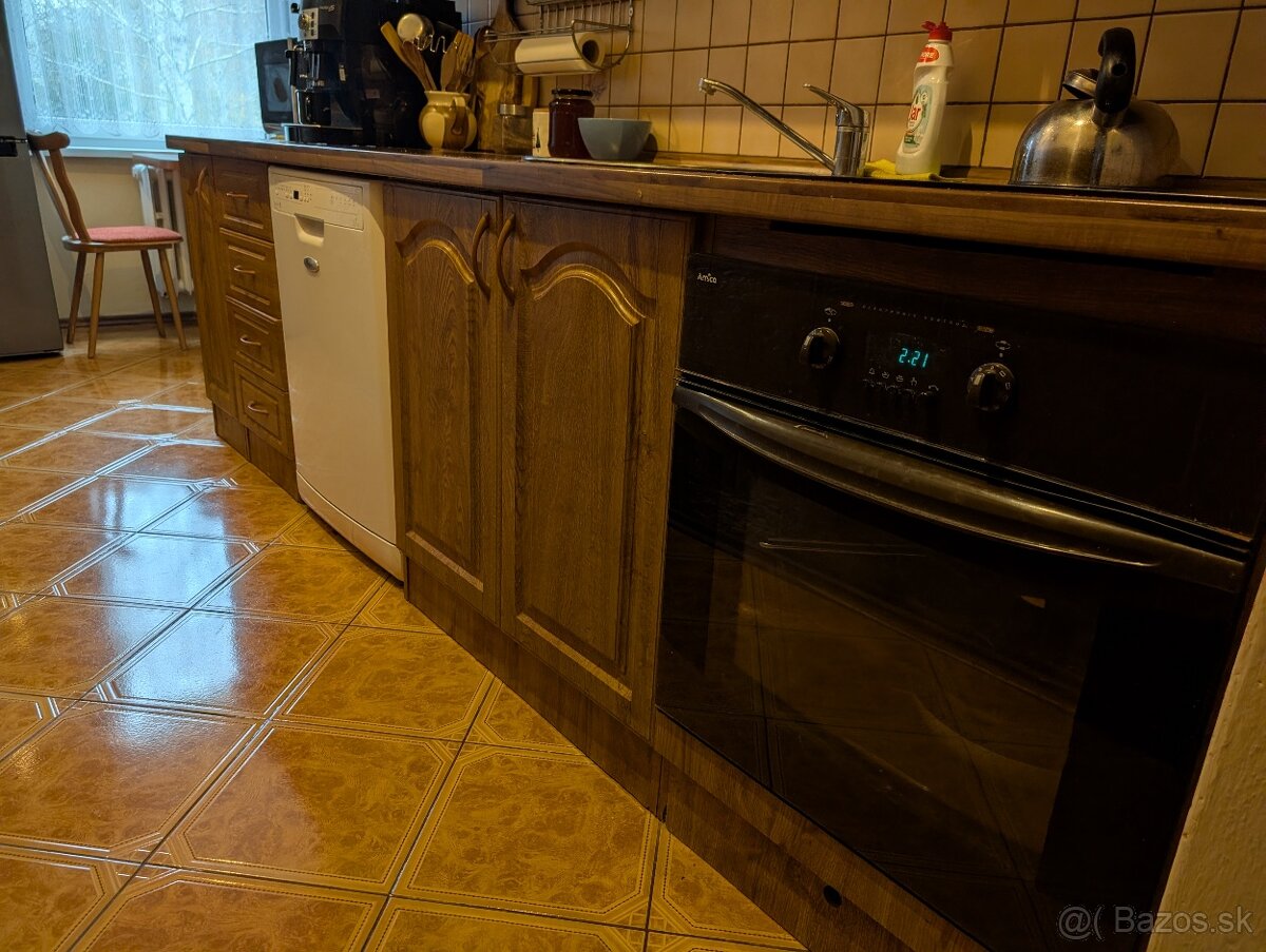 Kuchynská linka - 6