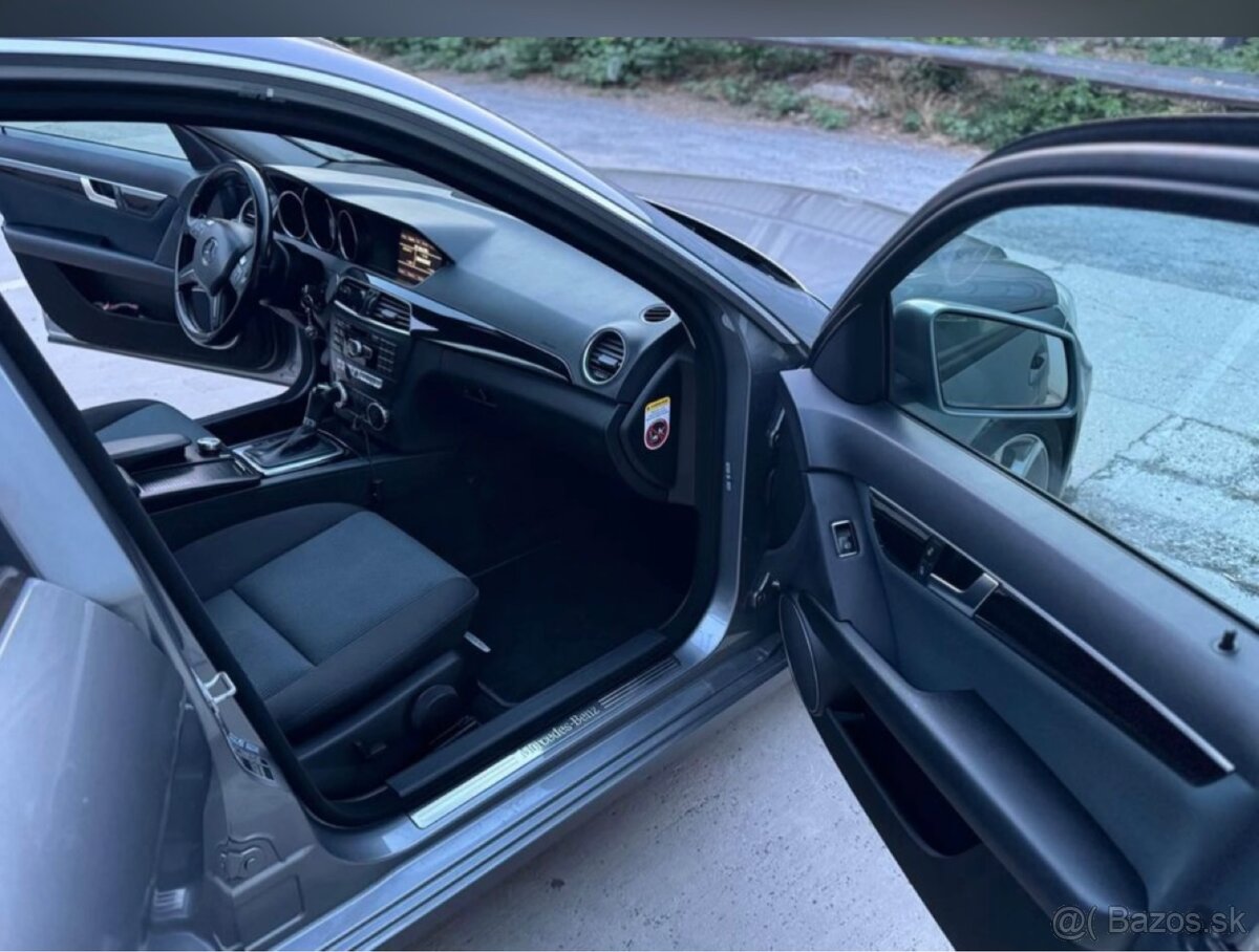 Mercedes-Benz C class W204 - 6