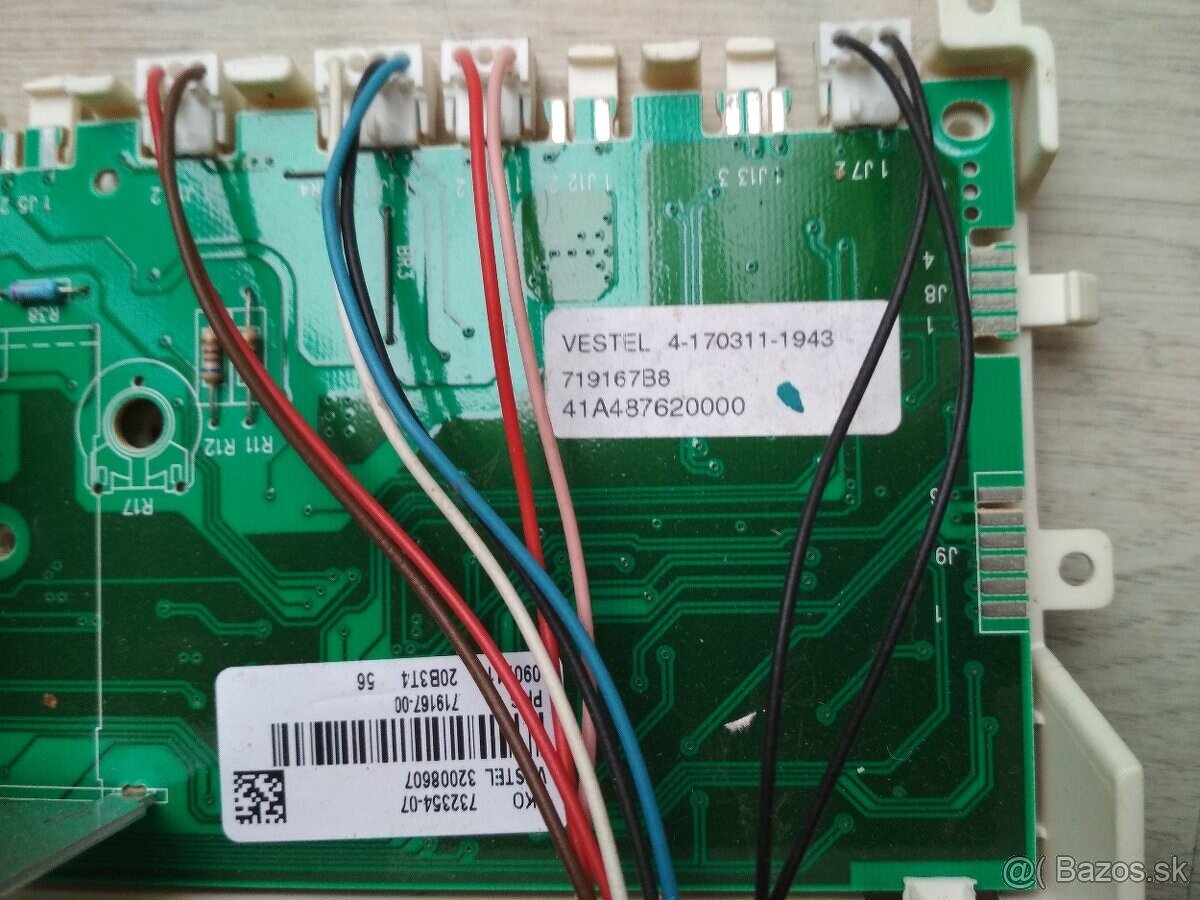 Rozpredám práčku Whirlpool AWG - 6