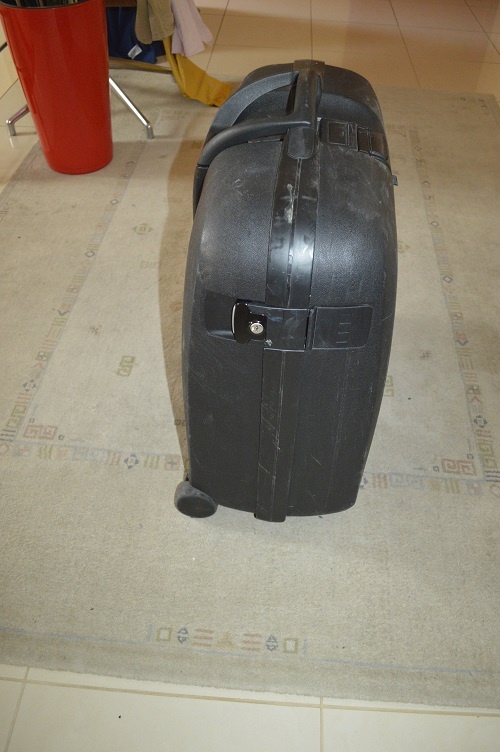 predam velky kufor SAMSONITE - 6