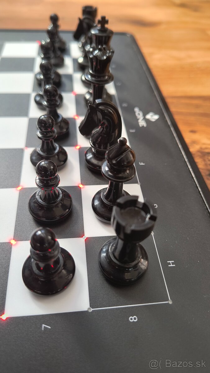 Elektronické šachy Millennium Eone - 6