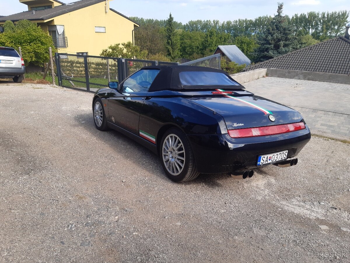 Alfa Romeo Spider - 6