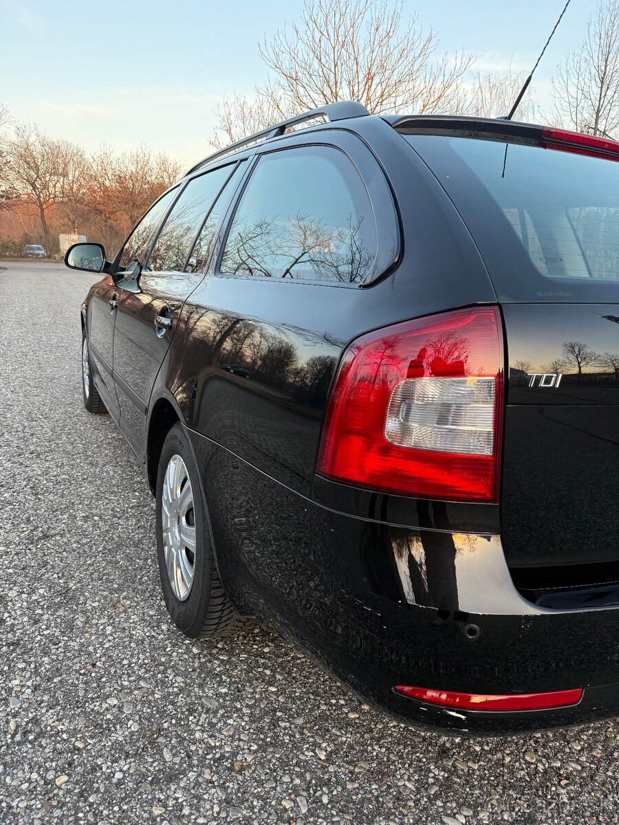 Skoda Oktavia Combi - 6