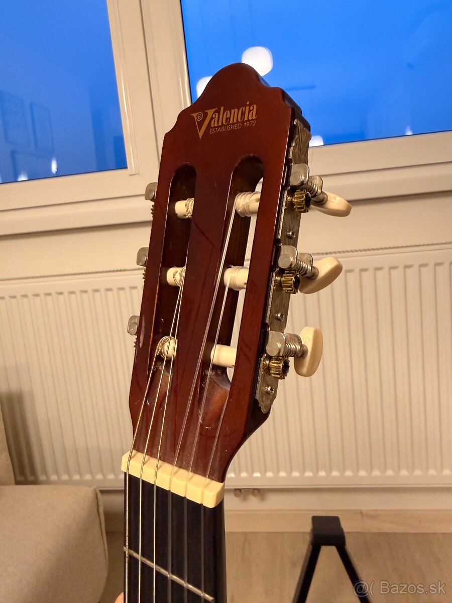 Gitara Valencia (stojan+obal) - 6