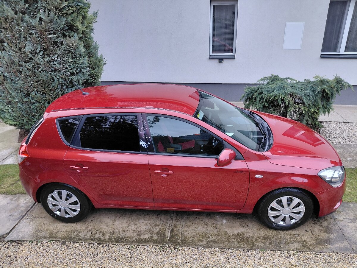 KIA CEED 1,4 i 66kw - 6