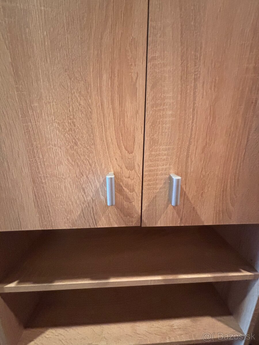 Skrinka nad pračku - 6