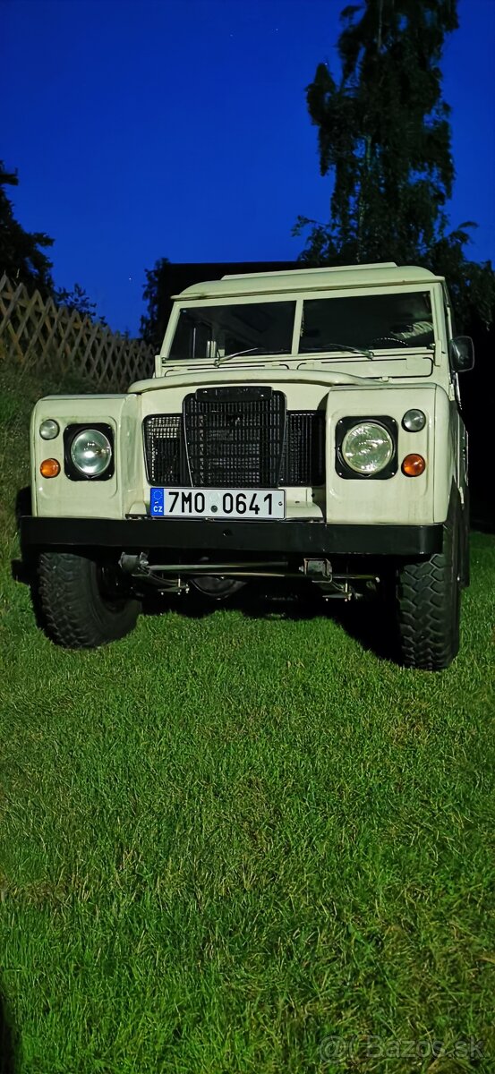 Land Rover series 3 - 6
