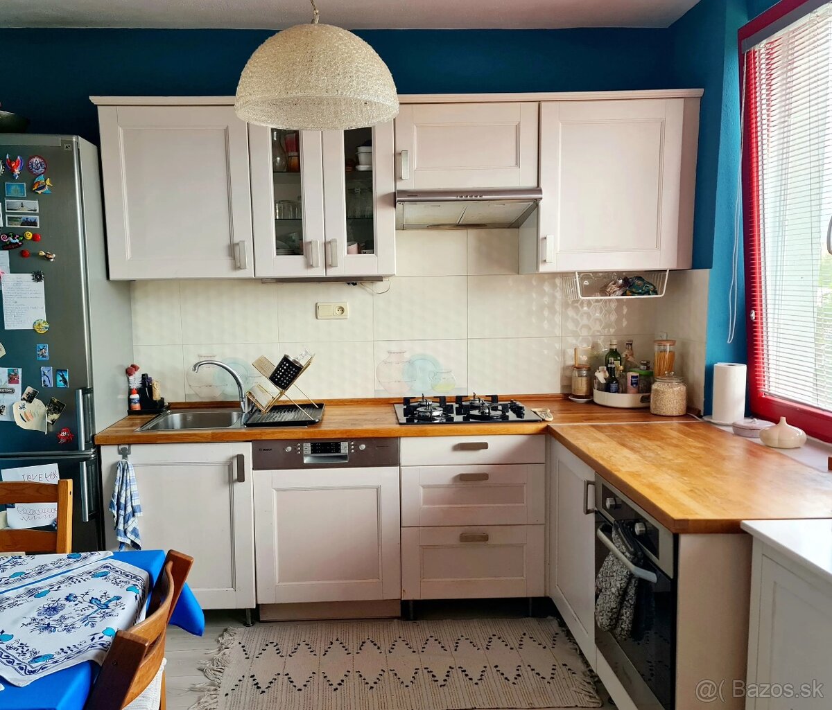 Veľký 3-i byt s balkónom a pivnicou Chrenová - 6