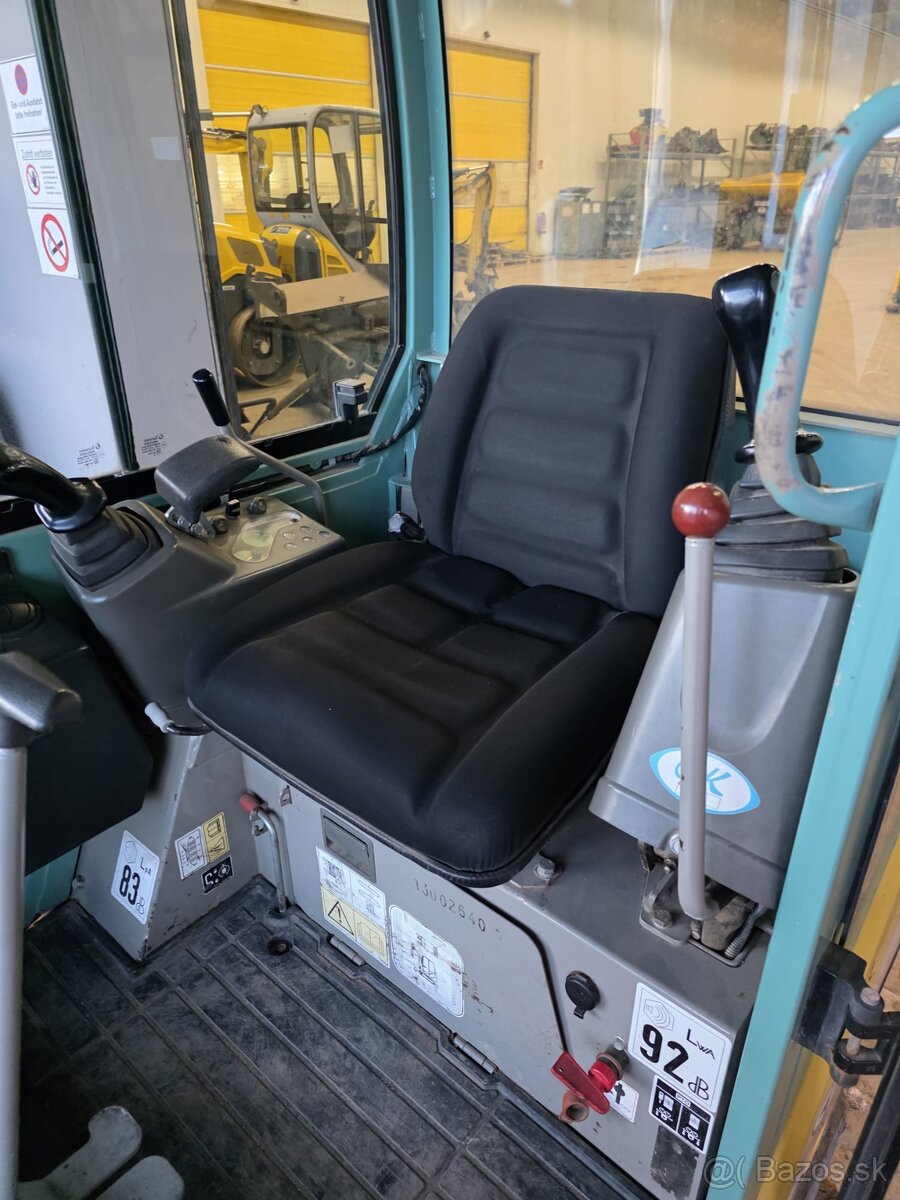 Minibagr YANMAR SV 18 - 6