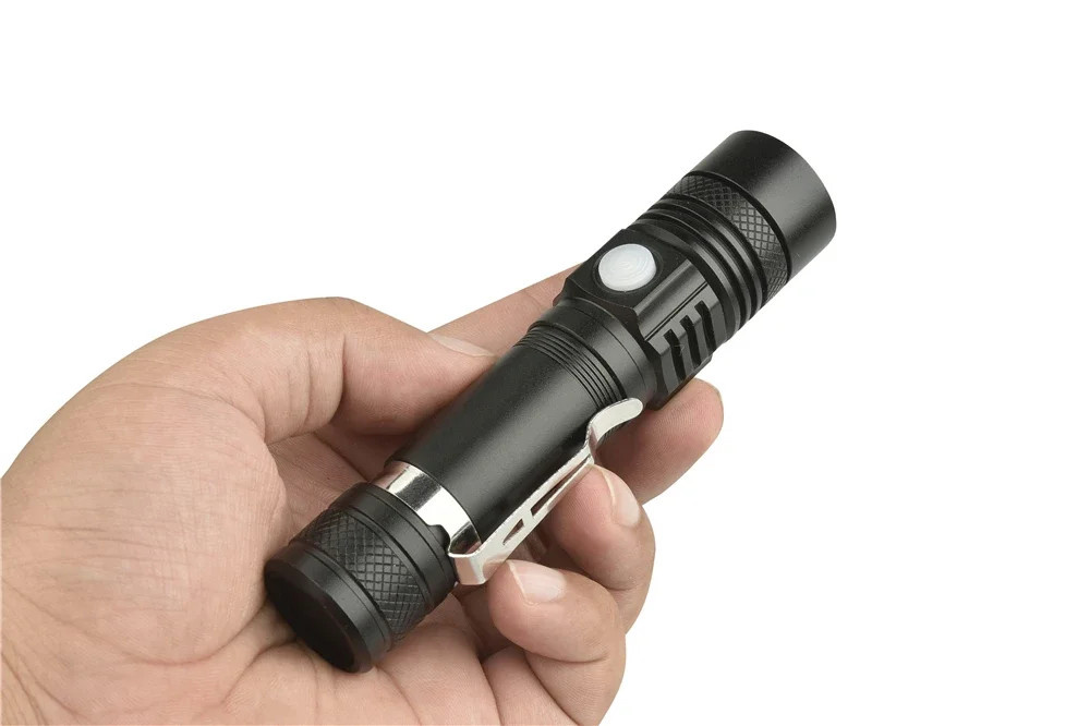 Predám novú silnú LED baterku s 6800mAh batériou a káblom - 6