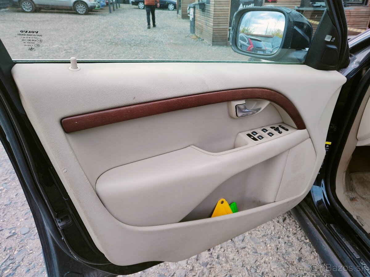 Volvo XC70 D5 136kw - Náhradní díly - 6