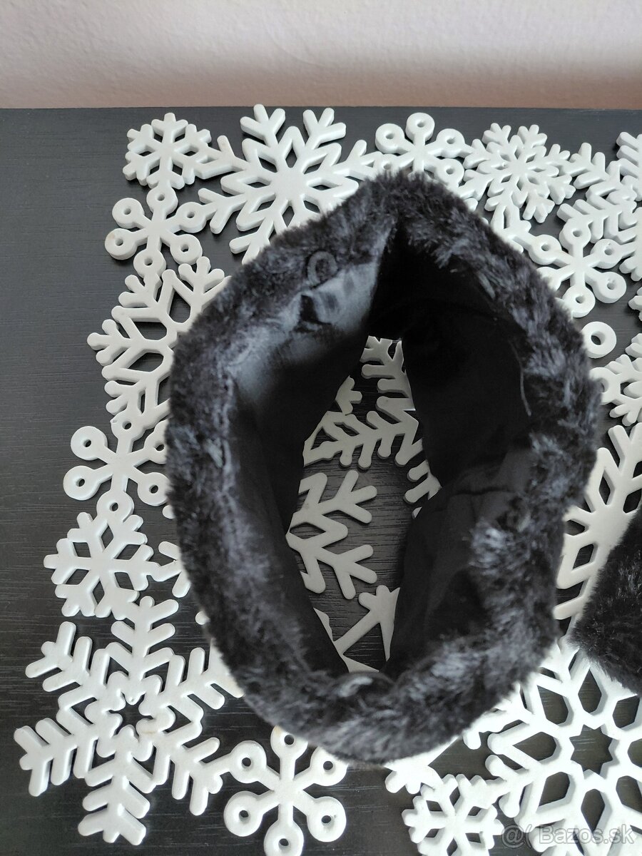 Kožušinka na olemovanie rukávov kabáta - 6