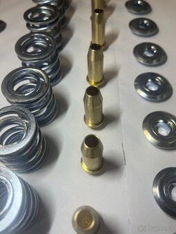 Tvrde pružiny pod ventily - 6