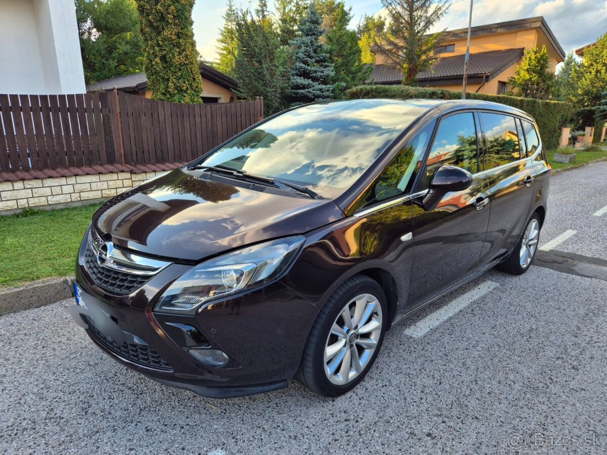 Predám Opel Zafira Tourer 2.0 - 7 miestne - 6
