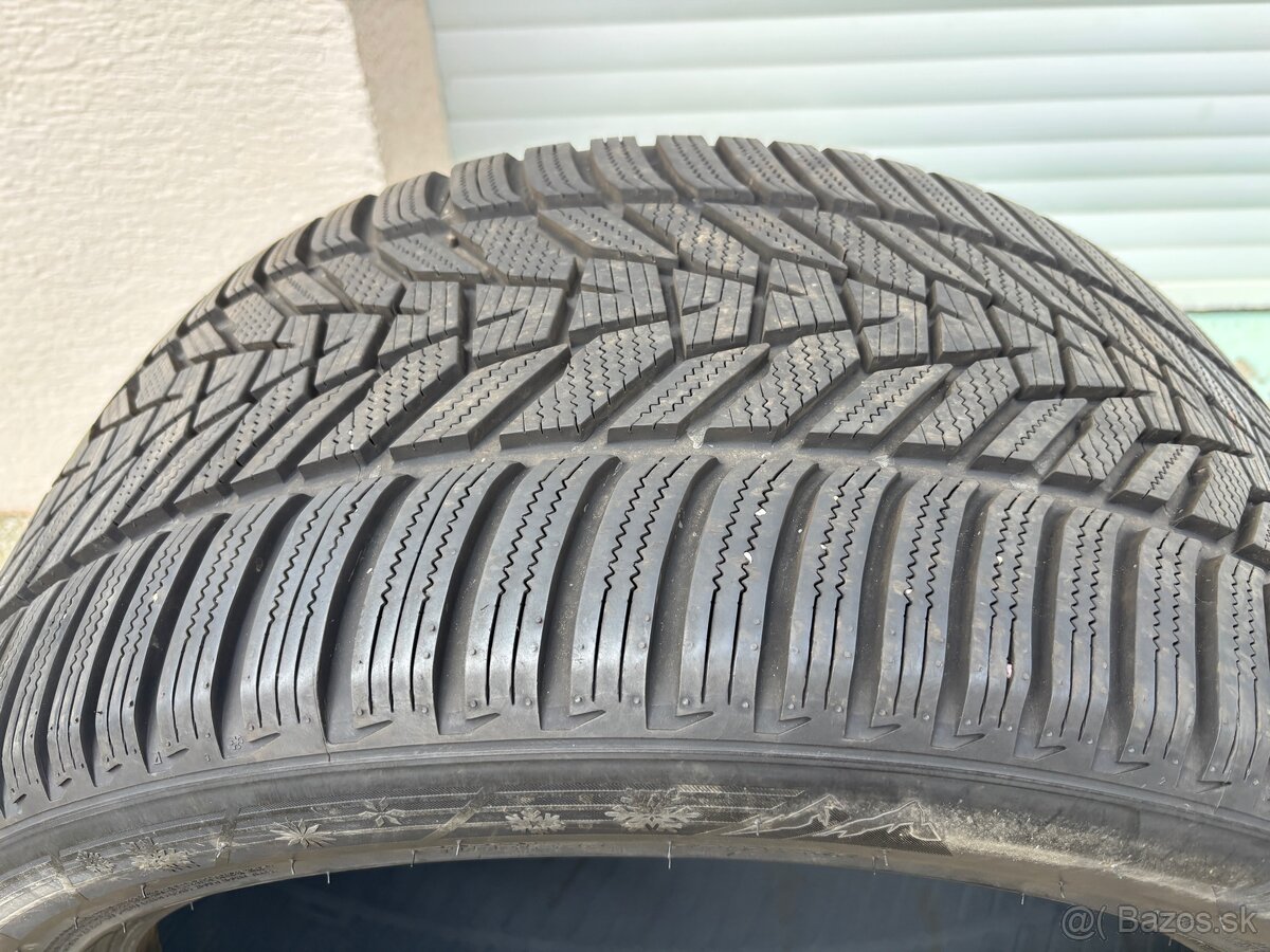 Hankook Winter I Cept Evo 3X , 265/45R20 , 295/40R20 - 6