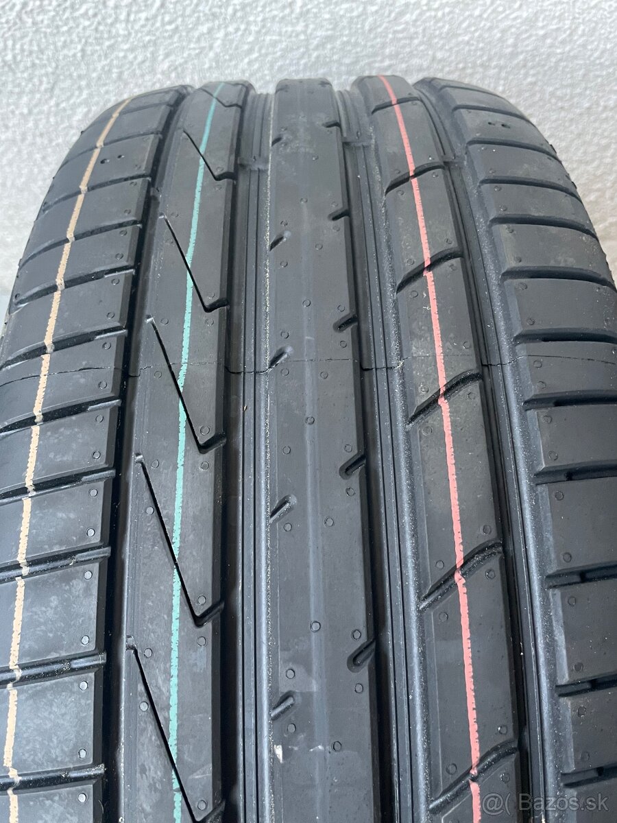 Original Audi Sport Q2 SQ2 r19 235/40/19 100% - 6