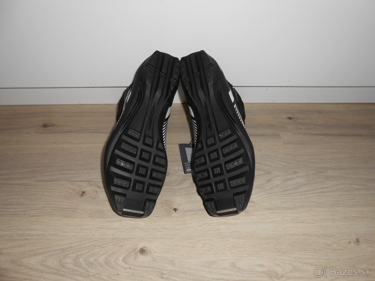 Predam nove bezkarske topanky znacky MC KINLEY ACTIVE - 6