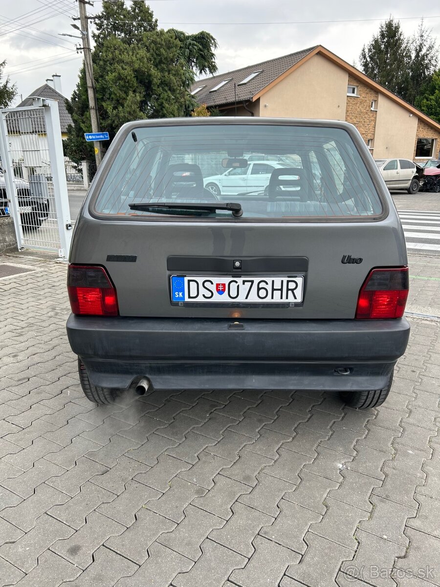 Fiat Uno 1.5 benzin 56kw M5 - 6