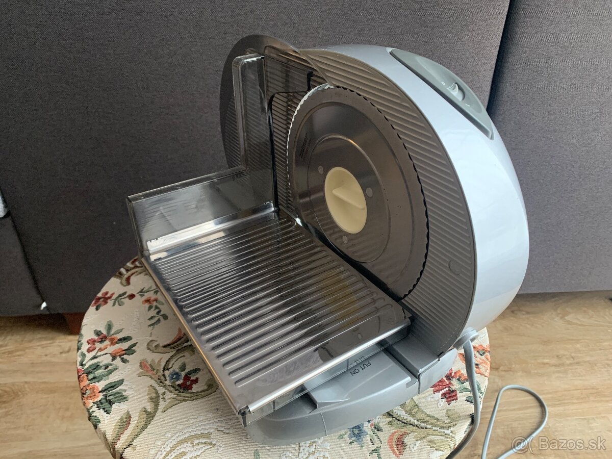 Zelmer elektrický krájač - 6