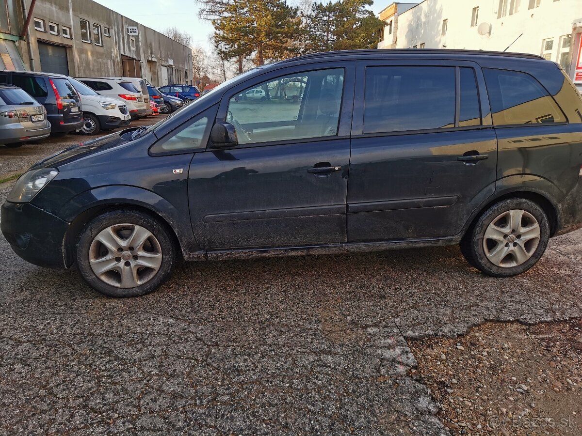 Opel zafira 1.7 cdti 7 miestne rok 2012 - 6