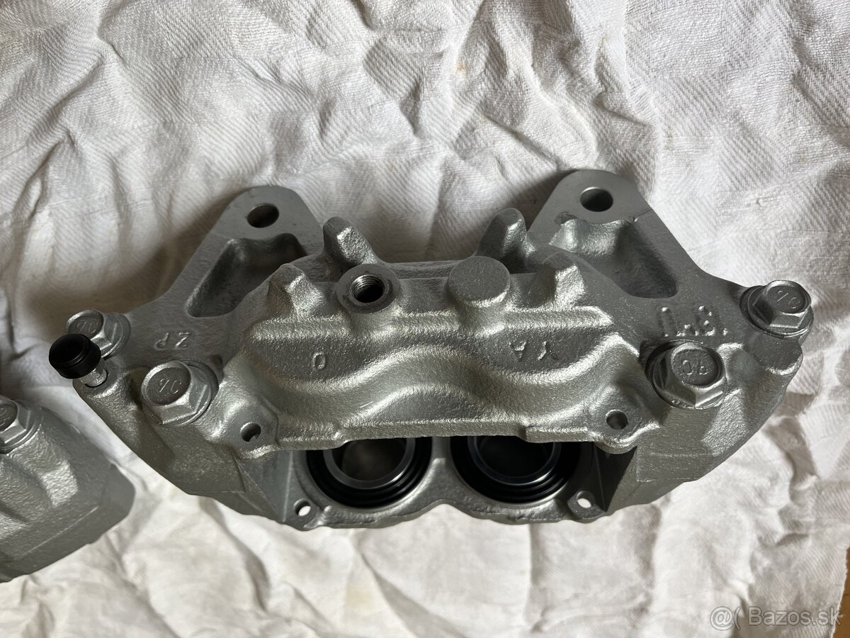 4 piestové brzdové strmene Mitshubishi pajero - 6