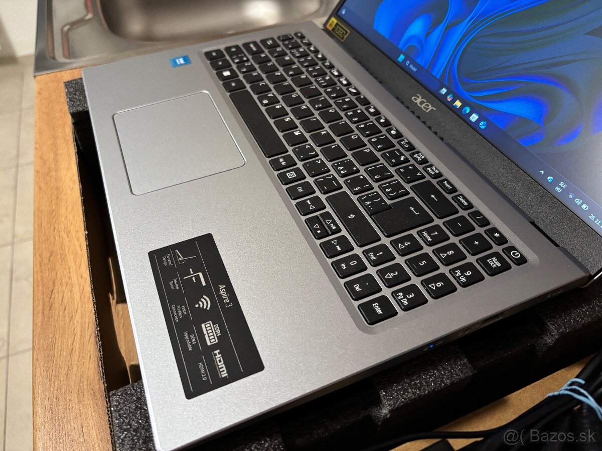 /15.6"/Acer/Notebook/4GB RAM DDR5/128GB NVMe SSD/Intel HD 2 - 6