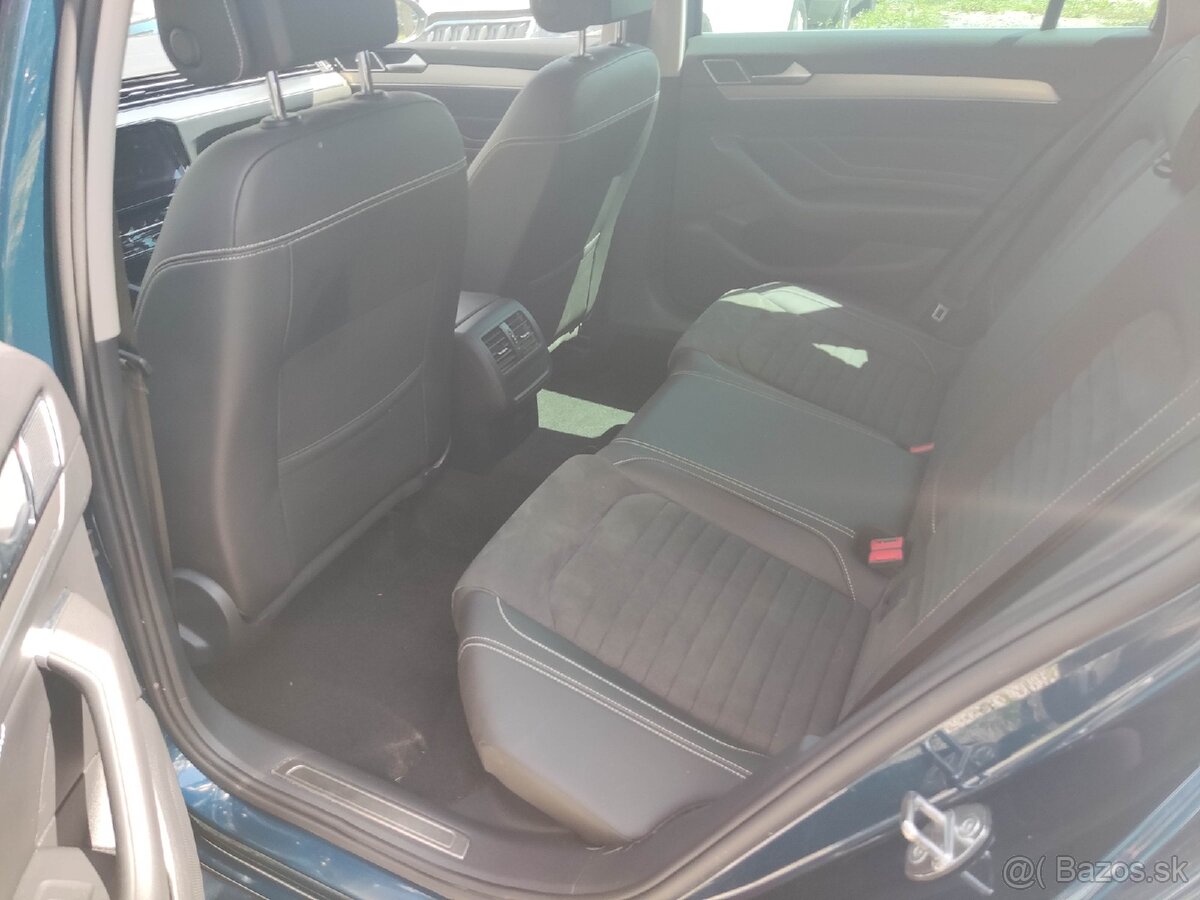VW Passat combi 2022 2.0TDi DSG - len za 16.999€ + DPH - 6