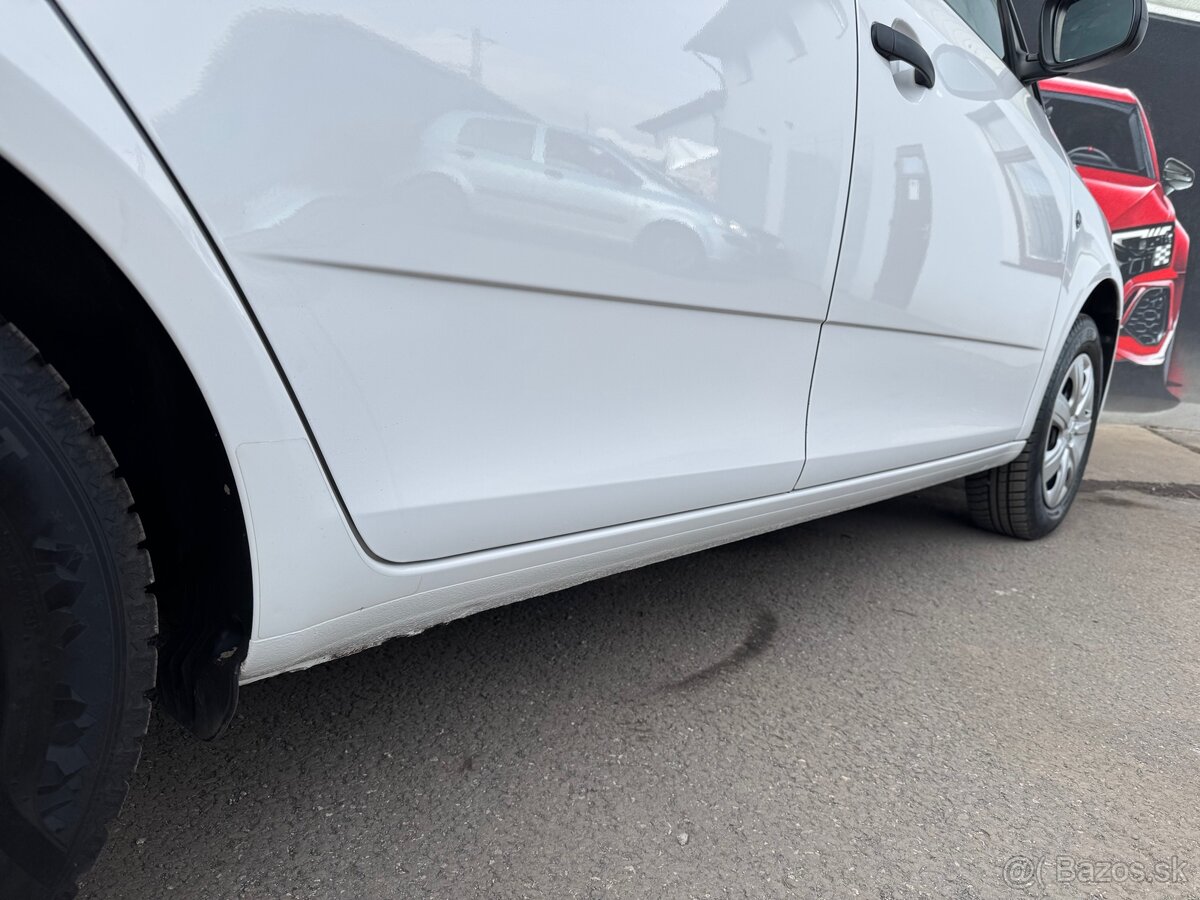 ŠKODA FABIA 1.4 2014 - 6