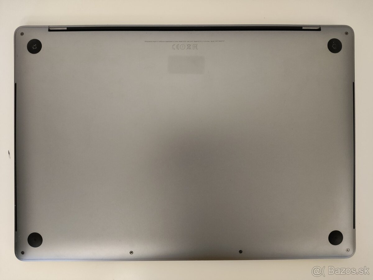 Apple MacBook Pro 15 (2017) A1707 | Intel Core i7 • 16 GB RA - 6