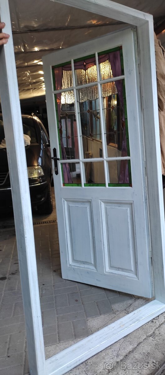 Dvere s vitrážou a zárubňou - 6