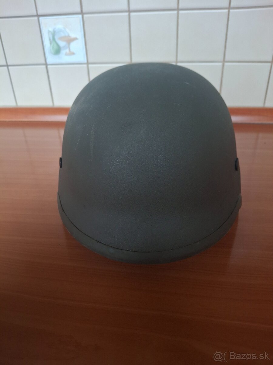 Kevlarova prilba - 6