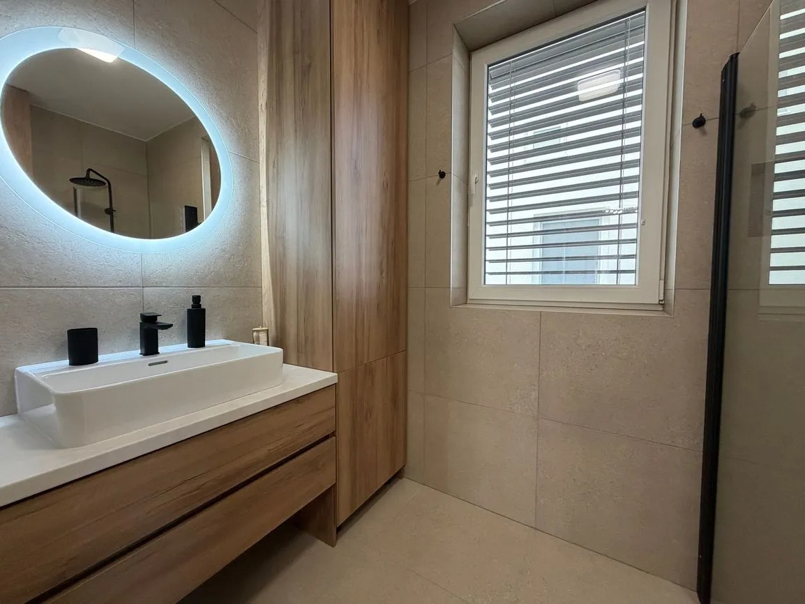 Moderný,nadštandardný byt v rodinnom dome so súkrom. dvorom - 6