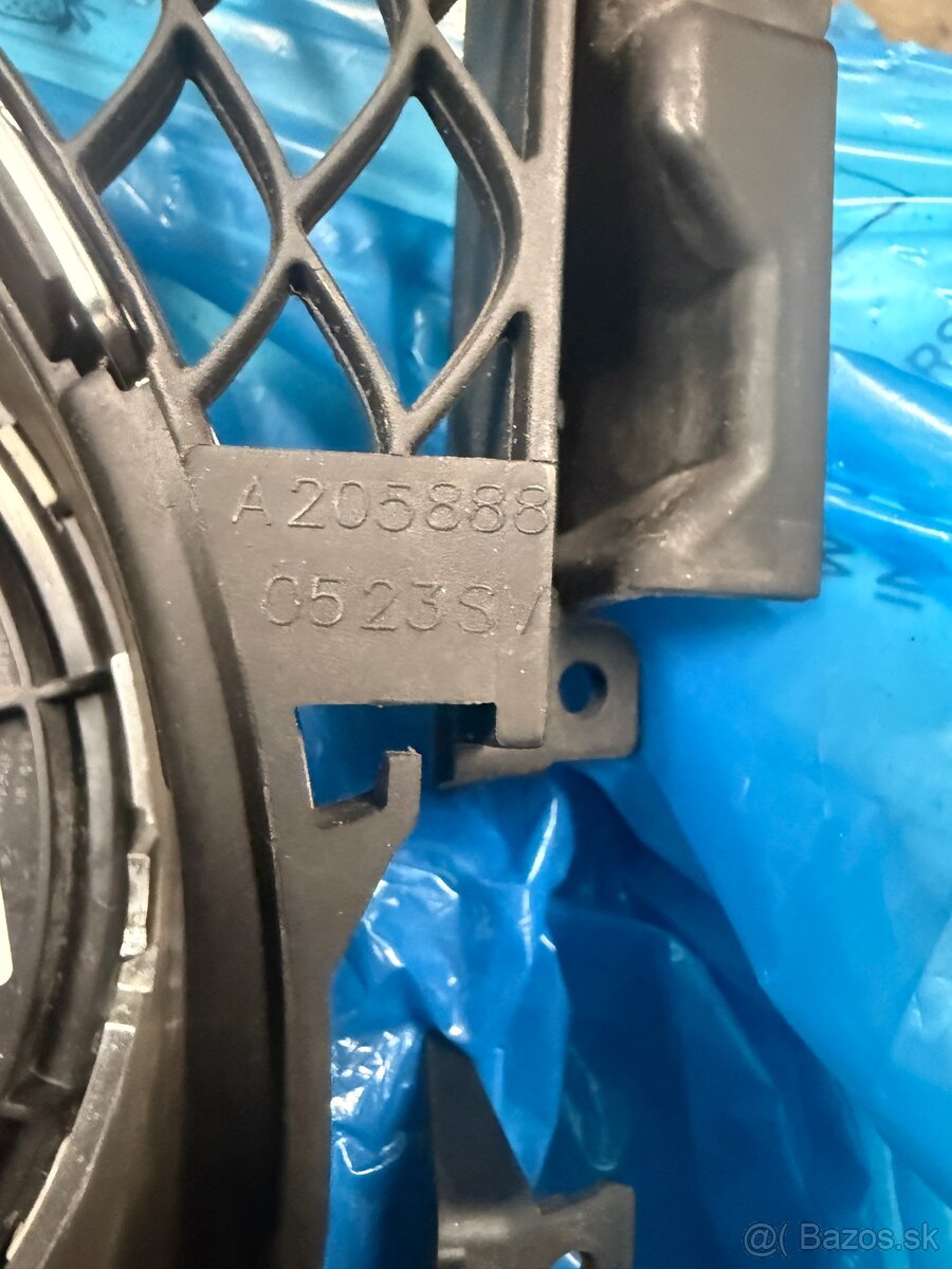 Predná maska Mercedes Benz w205 amg - 6