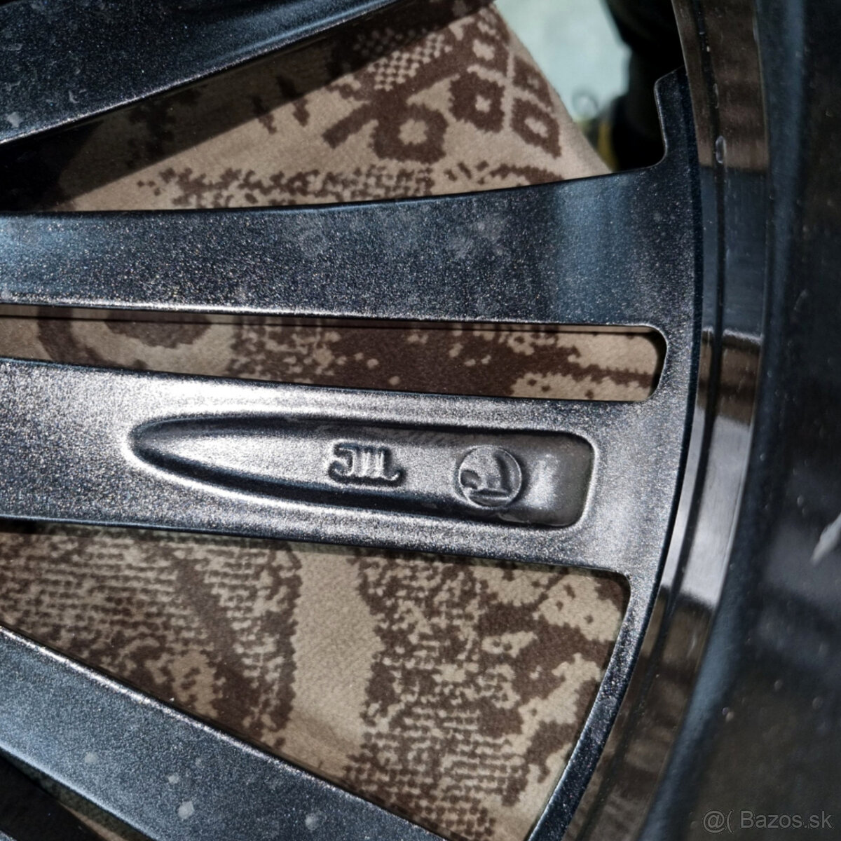 Hliníkové disky 5x112 R19 8J ET44 - 6