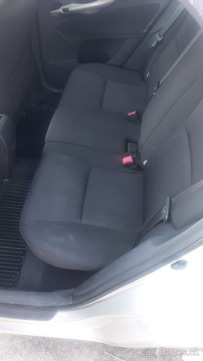 Toyota Auris 1,33 Vvt-i , r.v.2009 - 6