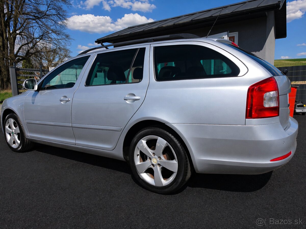 ŠKODA OCTAVIA 2 FACELIFT 1.6TDI 77KW DSG 2012 - 6