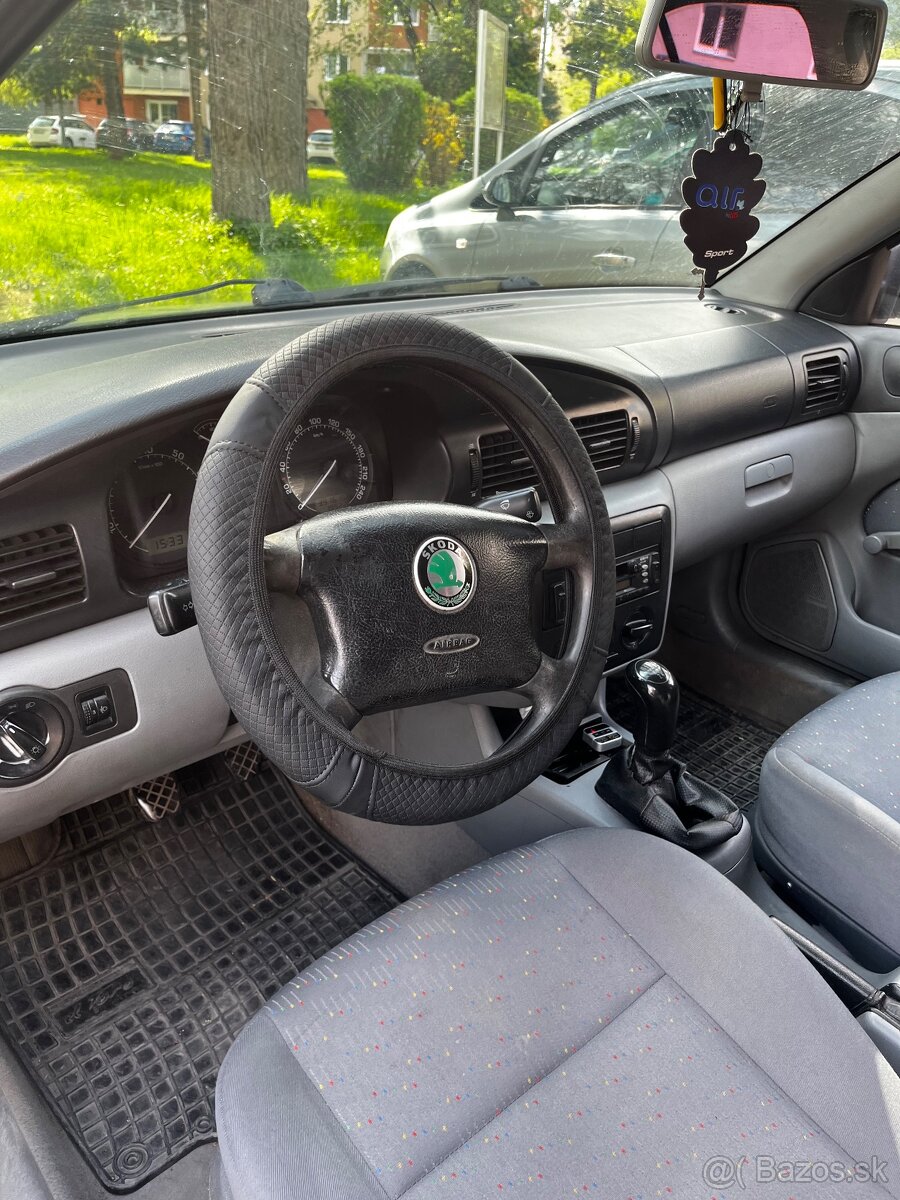 Škoda octavia 1.6 2003 - 6