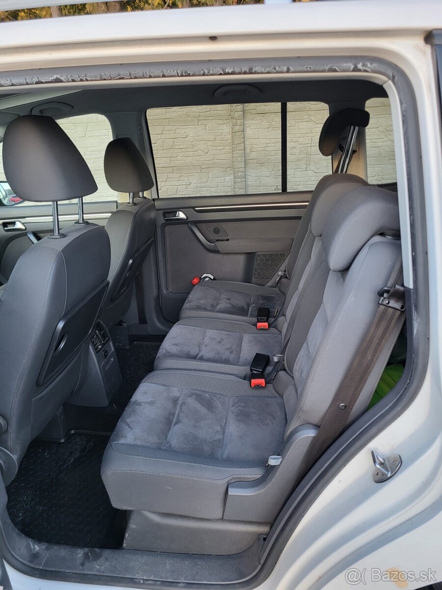 VW Touran 2.0tdi - 6