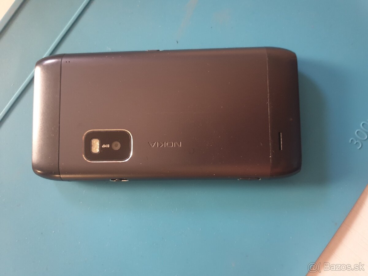 Nokia E7 rarita - 6