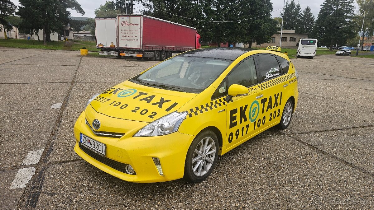 Toyota Prius Plus + LPG - 6
