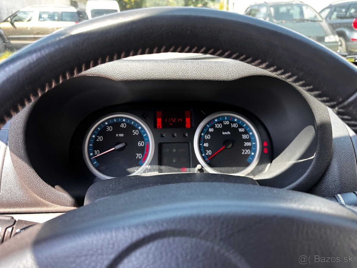Renault Clio 1.2 16V - 6