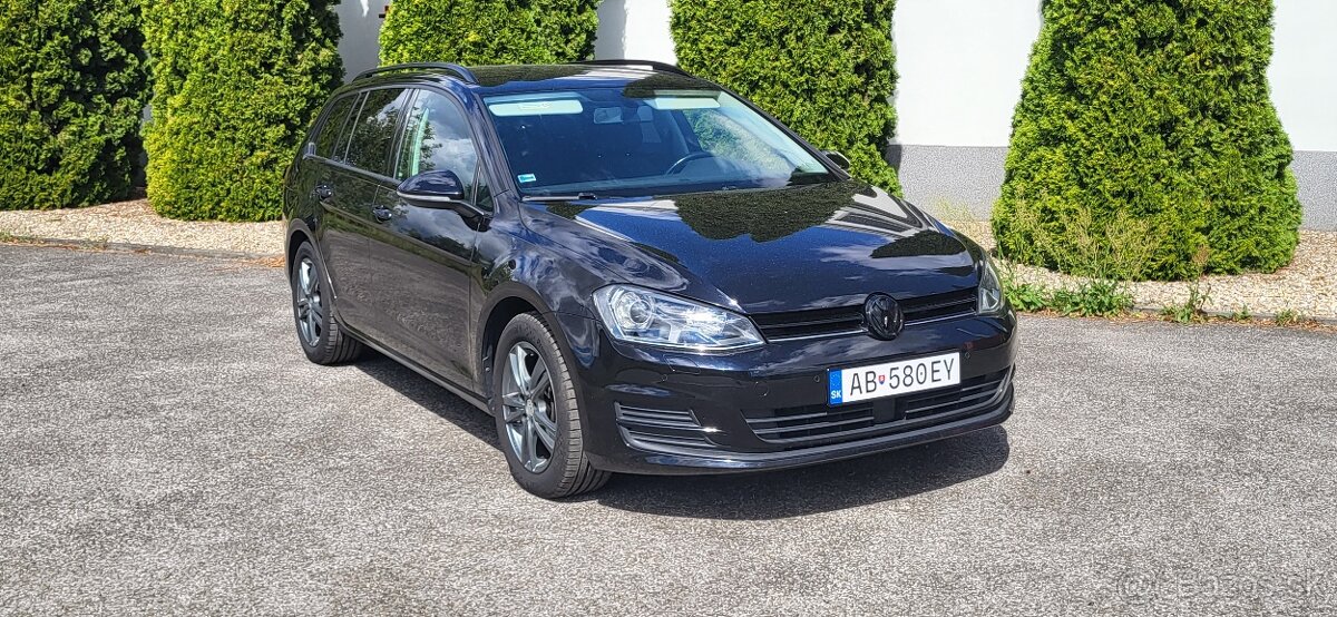 Volkswagen Golf 1,6TDI variant Blackedition 2013 - 6