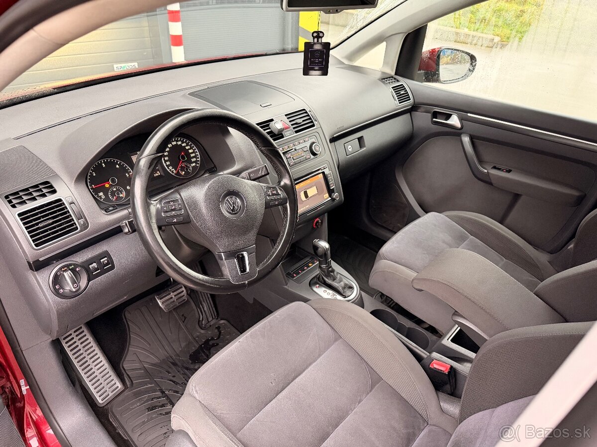 VW Touran 2.0 TDi DSG Highline - 6