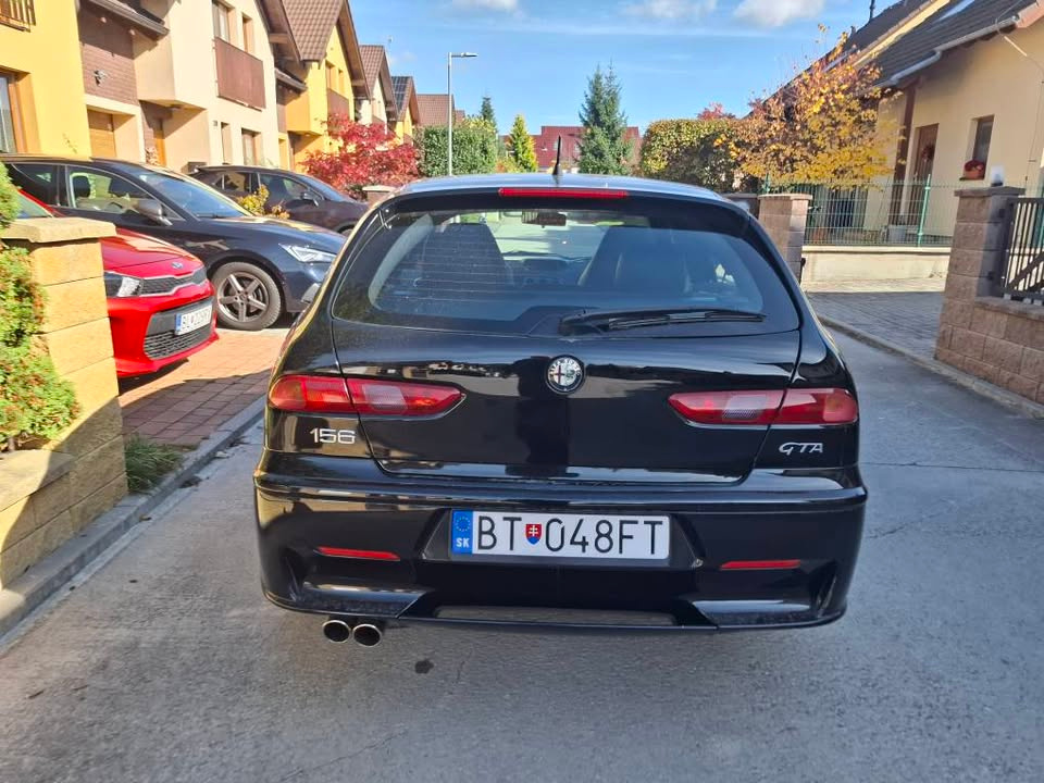 Alfa Romeo 156 GTA 3,2 V6 - 6