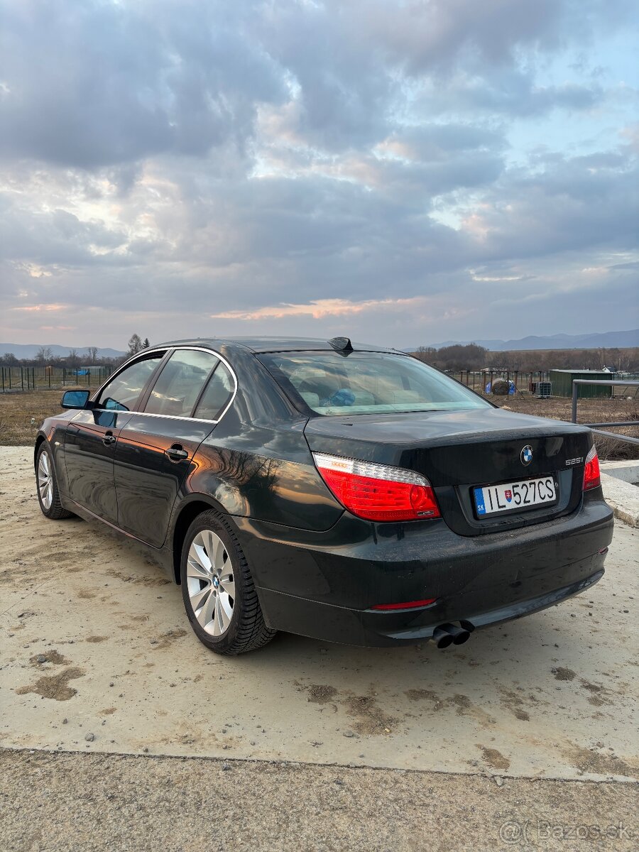 Bmw e60 525i - 6