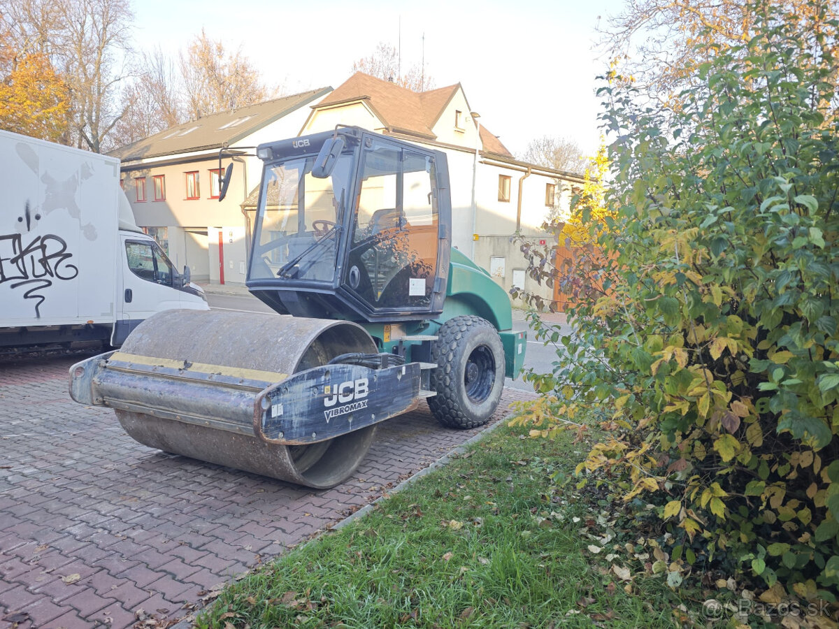 Vibracny valec JCB VM75 rv2011 2540m.h Bomag Hamm Dynapac - 6