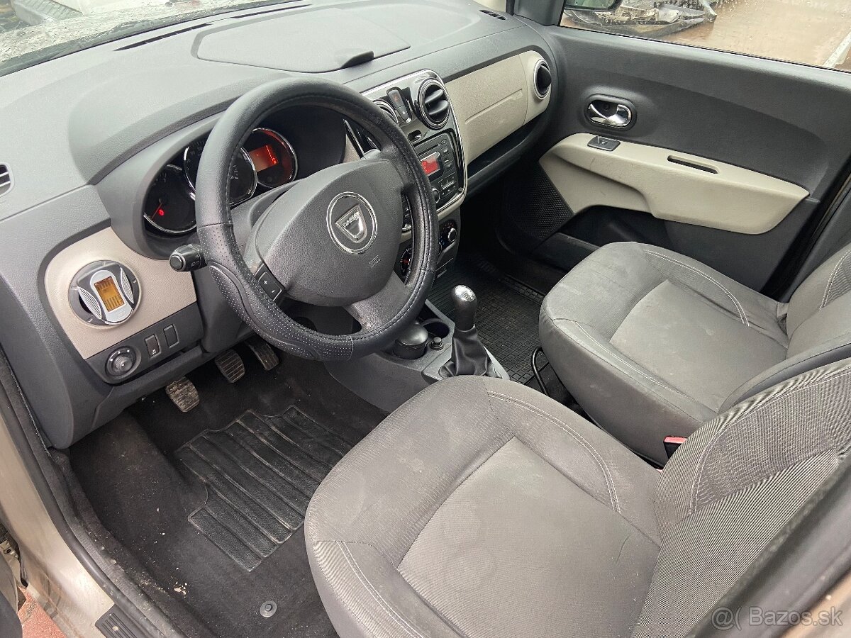 DACIA LODGY 7-miestne - 6