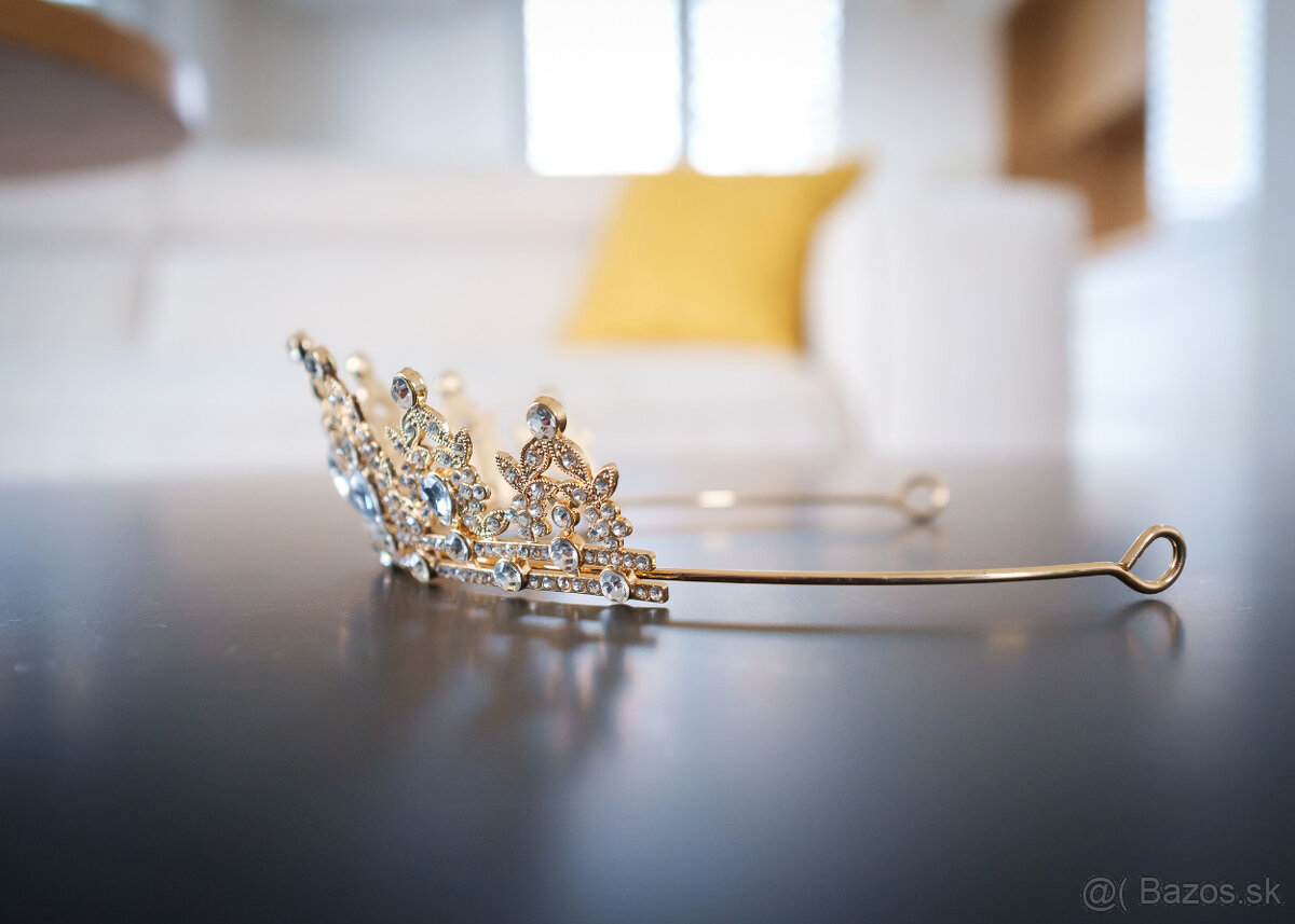 Korunka do vlasov - 6